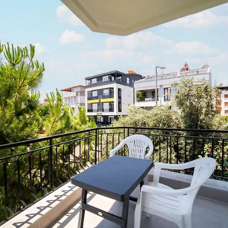 2 Bedroom Super Near To The Konyaalti Beaches Apartment Antalya