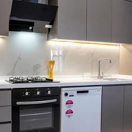 아파트 2 Bedroom Super Near To The Konyaalti Beaches