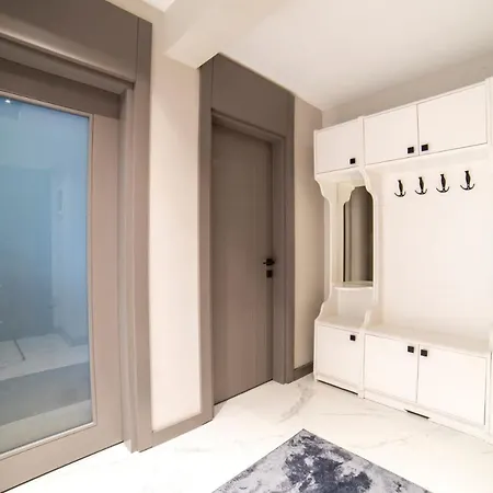 2 Bedroom Super Near To The Konyaalti Beaches
