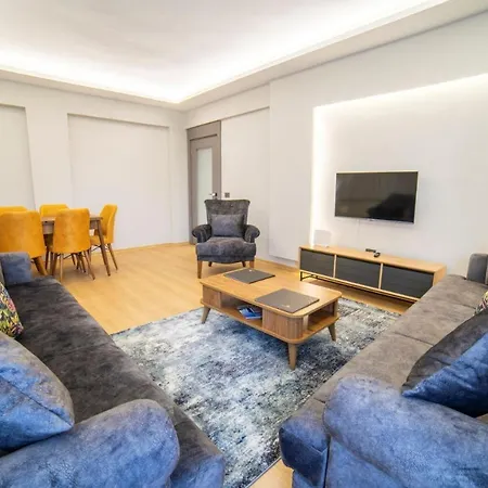 2 Bedroom Super Near To The Konyaalti Beaches 아파트 안탈리아